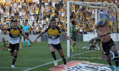 TIGRE VIRA EM CIMA DO MIRASSOL E ESTÁ NO G4