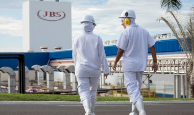 JBS oferece mais de 900 oportunidades de emprego em SC