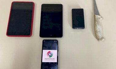 Casal com mais de 70 passagens policial é preso pela PM após roubar em comércio de Criciúma