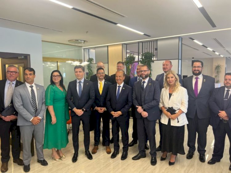 Reitora Luciane  Ceretta integra missão internacional do Estado nos Emirados Árabes Unidos