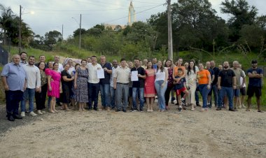 Governo de Siderópolis assina Ordem de Serviço para construção da Praça da Vila São Jorge