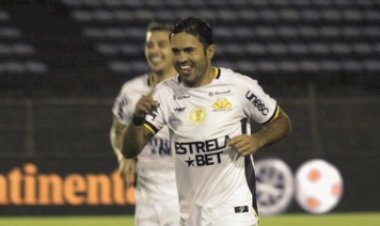 Criciúma empata no tempo normal, mas vence nos pênaltis