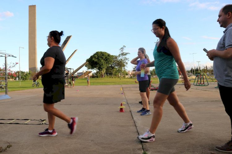 Saúde nos Parques: entrega de materiais marca retomada das atividades em Criciúma