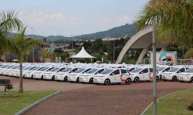 “Criciúma Energia que Conecta”: prefeitura entrega frota de carros elétricos e apresenta nova marca da cidade