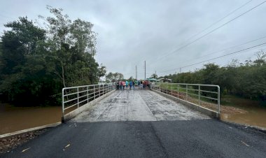 Ponte e pavimentação são inauguradas em Forquilhinha