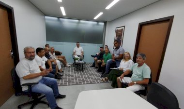 DIRETORIA DA UABC COBRA ILUMINAÇÃO PÚBLICA E MELHORIAS DO PODER PÚBLICO