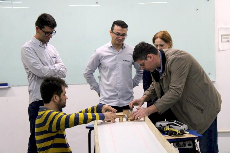 • Ciência da Velocidade: projeto da Unesc deve envolver dois mil alunos do ensino médio