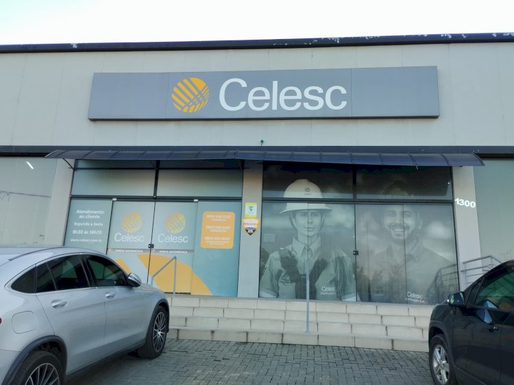 Celesc atendimento no Feriado e mal localizada