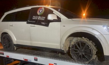 FORAGIDO DA JUSTIÇA É PRESO APÓS PERSEGUIÇÃO POLICIAL