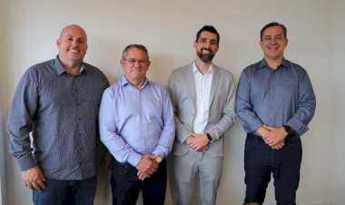 Vaguinho anuncia Tiago Ferro Pavan para a pasta de Governança