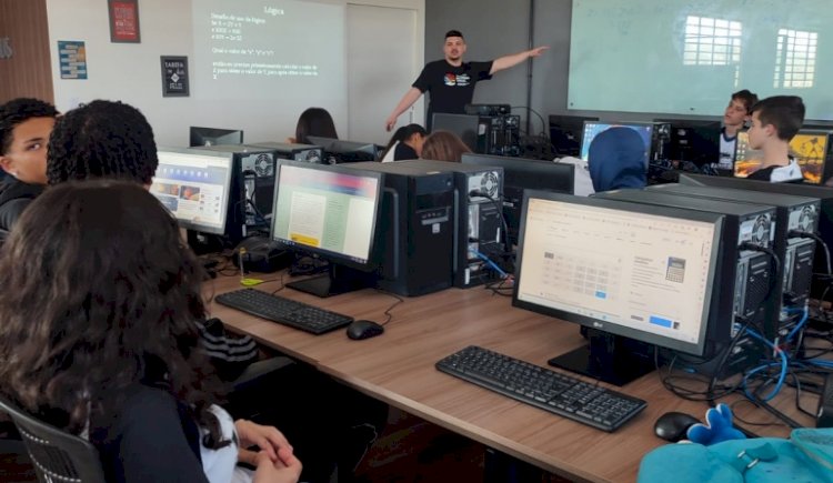 Abadeus abre inscrições para cursos gratuitos nas áreas de tecnologia e comunicação