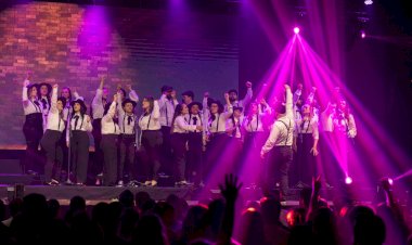 Cantata de Páscoa da Abba Pai Church celebra a redenção e a graça divina