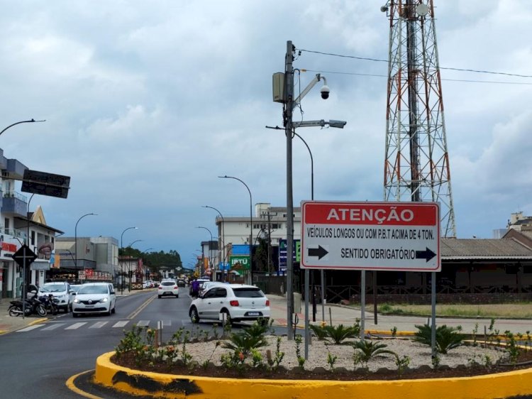 Vereadora propõe instalação de câmeras de reconhecimento facial em Forquilhinha