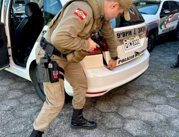POLÍCIA MILITAR APREENDE MAIS DE 4 KG DE MACONHA NO BAIRRO MINEIRA NOVA