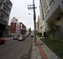 Veículo é furtado em plena luz do dia no centro de Criciúma