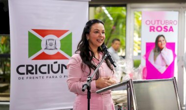 Ato no Paço Municipal marca abertura do Outubro Rosa em Criciúma