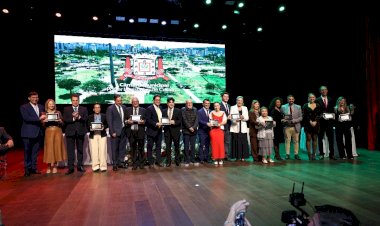 Câmara de Criciúma homenageia ex-presidentes e servidores em Sessão Especial