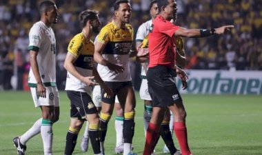 GOIÁS VENCE PELA PRIMERA VEZ NO HERIBERTO HULSE E COMPLICA SITUAÇÃO DO TIGRE