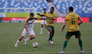 Criciúma joga mal e Perde para o Cuiabá