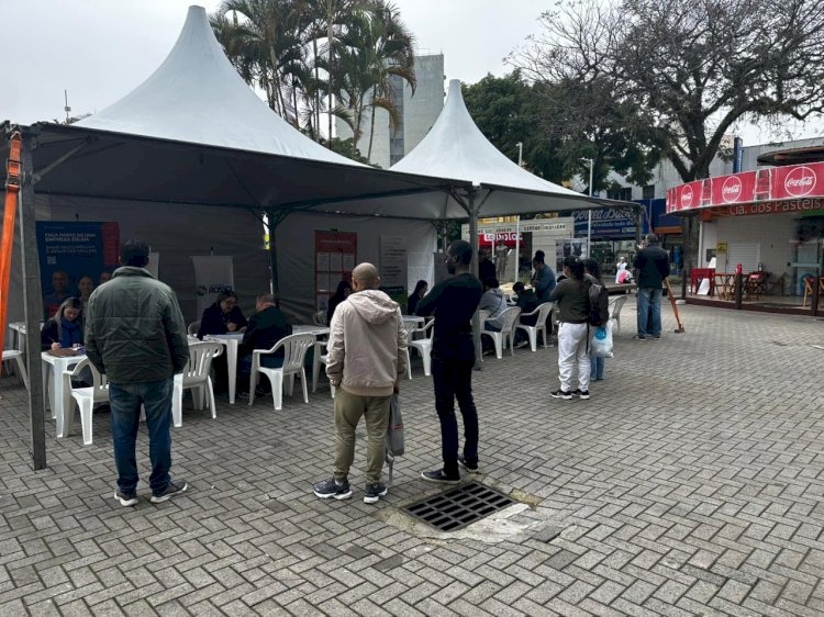 Maior Balcão de Empregos de 2025 nesta sexta-feira com mais de 600 vagas em Criciúma