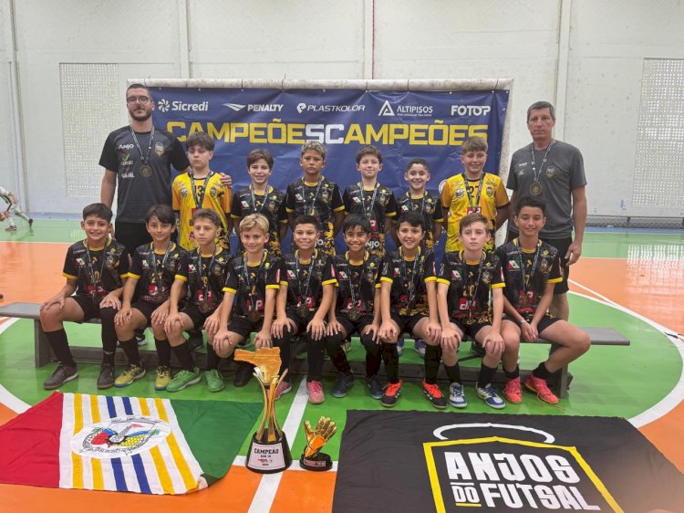 Cocal do Sul é campeão estadual sub-10 pela primeira vez na história