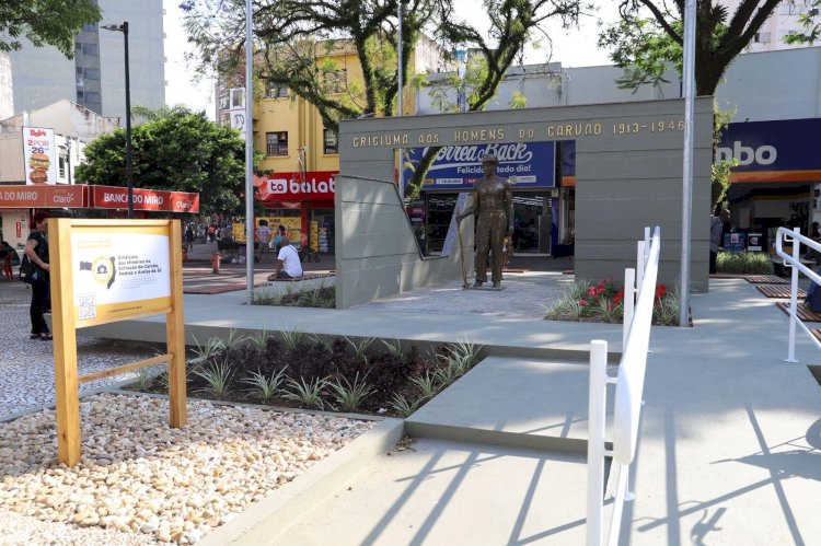 Revitalização do Monumento ao Mineiro na Praça Nereu Ramos é revitalizado e entregue para a comunidade