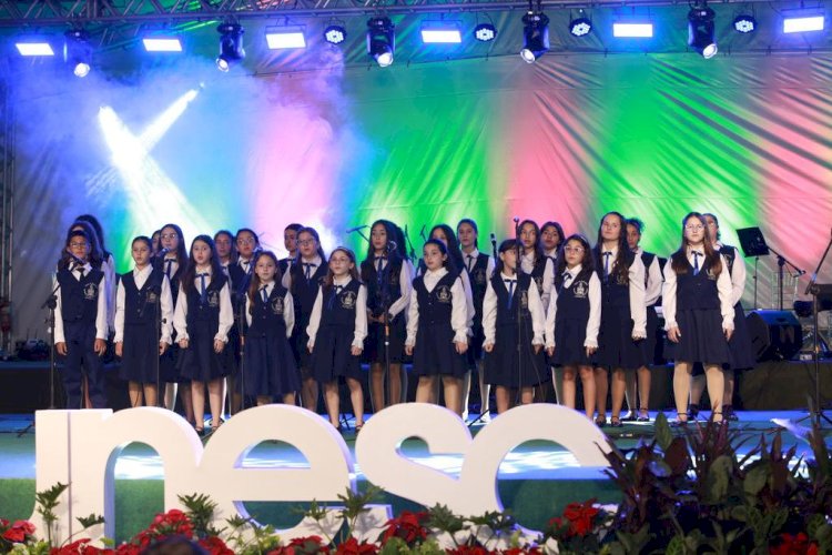 Unesc emociona a comunidade com mais uma edição da Cantata de Luz