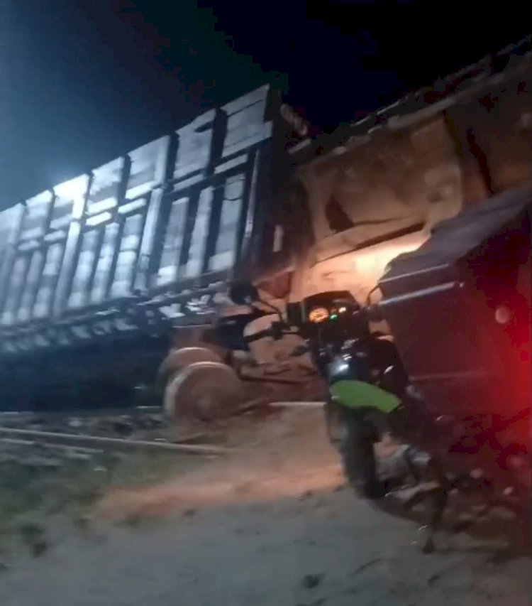 Descarrilamento de vagão provoca interdição de rua por mais de um dia em Criciúma