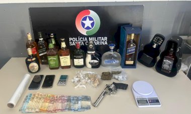 Polícia Militar prende homem por tráfico de drogas e apreende arma de fogo e entorpecentes