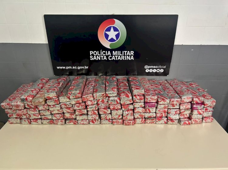 Polícia Militar apreende aproximadamente 79 quilos de maconha de Criciúma