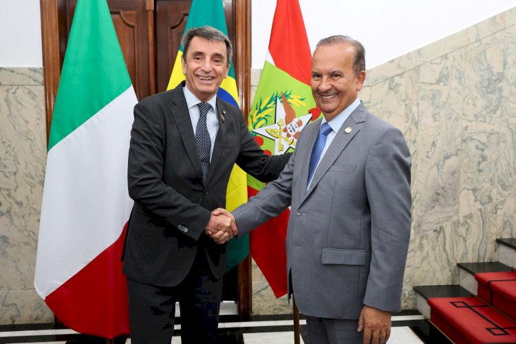 Governador Jorginho Mello recebe embaixador da Itália para oficializar escritório consular em Florianópolis