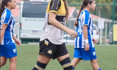 Duas atletas do futebol feminino de Criciúma são convocadas para treinamento com a Seleção Brasileira Sub-15