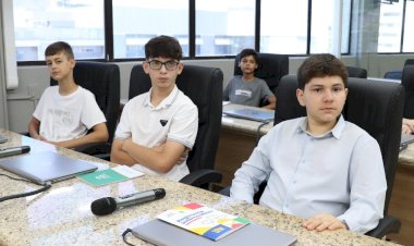 • Vereadores mirins de Criciúma serão empossados nesta quinta-feira