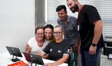 Aquisição de novos tablets reforça atividades de Inclusão Digital para os idosos atendidos pela Afasc