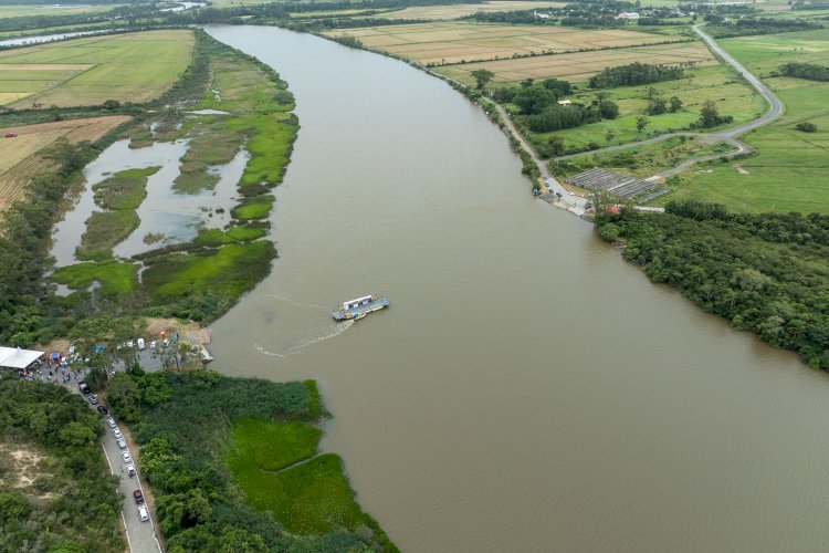 Governador Jorginho Mello assina ordem de serviço para construção de nova ponte sobre o Rio Araranguá