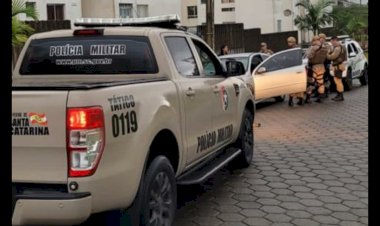 POLÍCIA MILITAR ATENDE OCORRÊNCIA COM FUGA, RESISTÊNCIA E TENTATIVA DE  ATROPELAMENTO EM CRICIÚMA