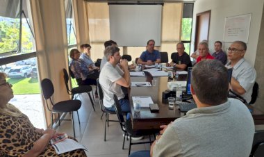 Após reunião no Conselho Municipal de Transporte, Prefeito  Vaguinho chama empresas para negociar