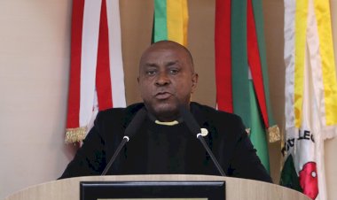 Vereador Amaral solicita informações à Casan sobre falta de água no Operária Nova