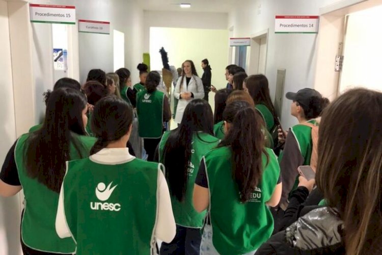 Universitários dos cursos de Saúde realizam visitas técnicas em Unidades Básicas de Saúde de Criciúma