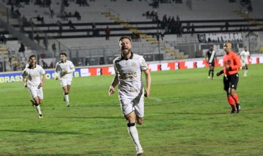 TIGRE VENCE A PONTE PRETA EM CAMPINAS E ASSUME A LIDERANÇA