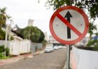 Criciúma amplia implantação de vias de mão única no entorno de escolas