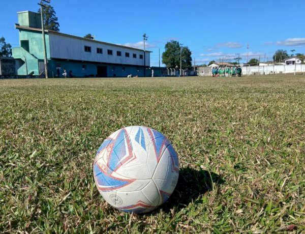 Criciúma prepara campeonato de futebol para atletas acima dos 50 anos