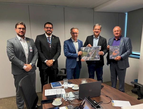 Prefeito de Criciúma entrega à ANTT projeto para ampliar mobilidade urbana ao longo da ferrovia