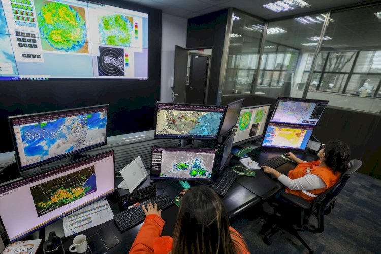 Defesa Civil de SC passa a tratar El Niño como muito forte e reforça atenção para a primavera com previsão de chuva acima da média