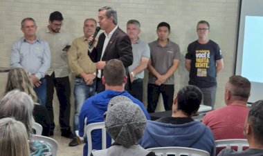 Prefeitura de Criciúma assina Ordem de Serviço para a construção de quadra poliesportiva no Jardim Montevidéu