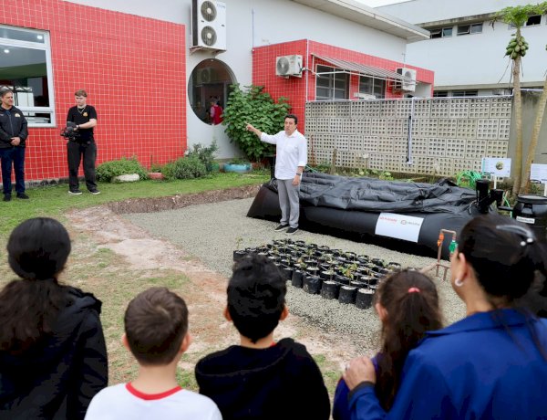 Escolas de Criciúma recebem biodigestores para transformar resíduos em energia