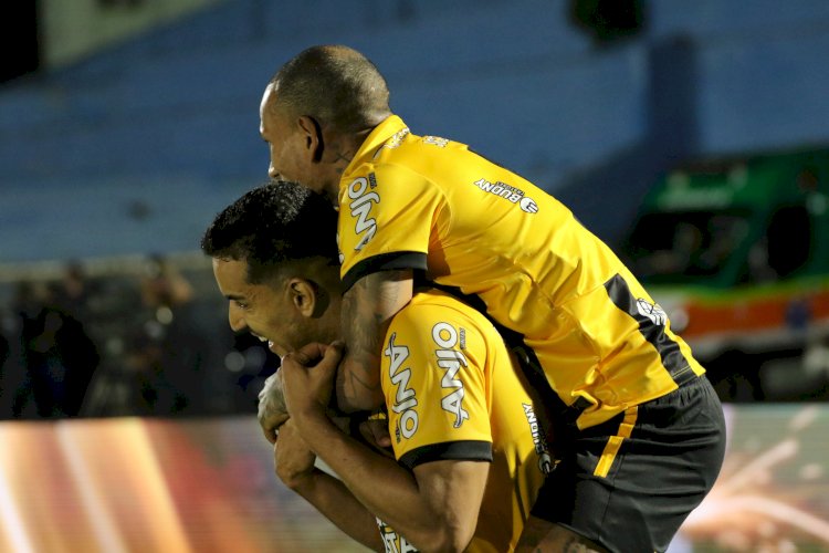 Criciúma vence o América-MG e mantem viva a esperança da série A