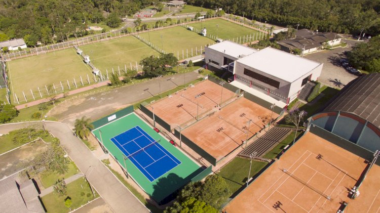 Criciúma recebe mais de 600 atletas para a disputa do Interclubes de Tênis