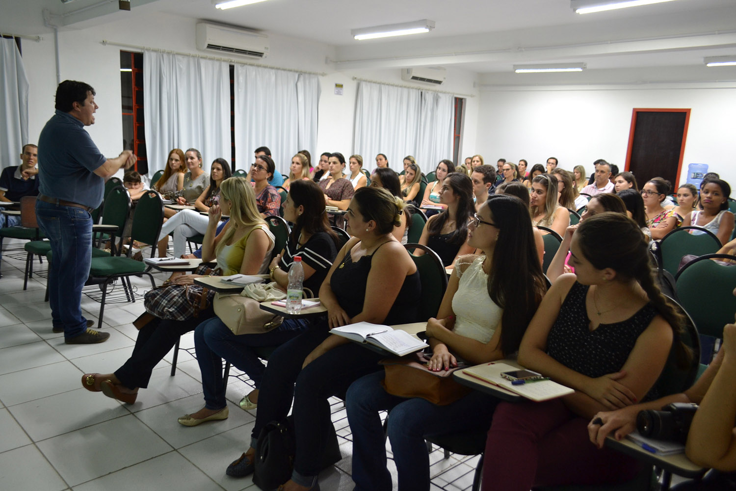 Procon de Criciúma orienta pais na rematrícula de alunos em escolas particulares