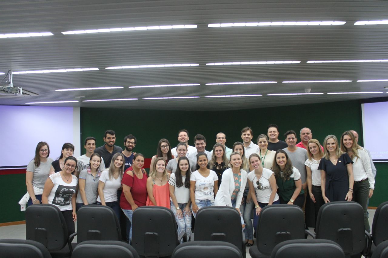 Profissionais de sete áreas distintas atuarão em 20 Unidade de saúde de Criciúma